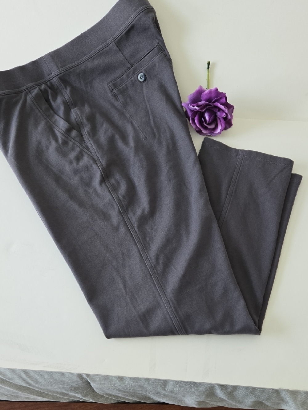 Duluth Trading Co Flex Twill Slim Leg Pants – Charcoal Gray – Women’s L